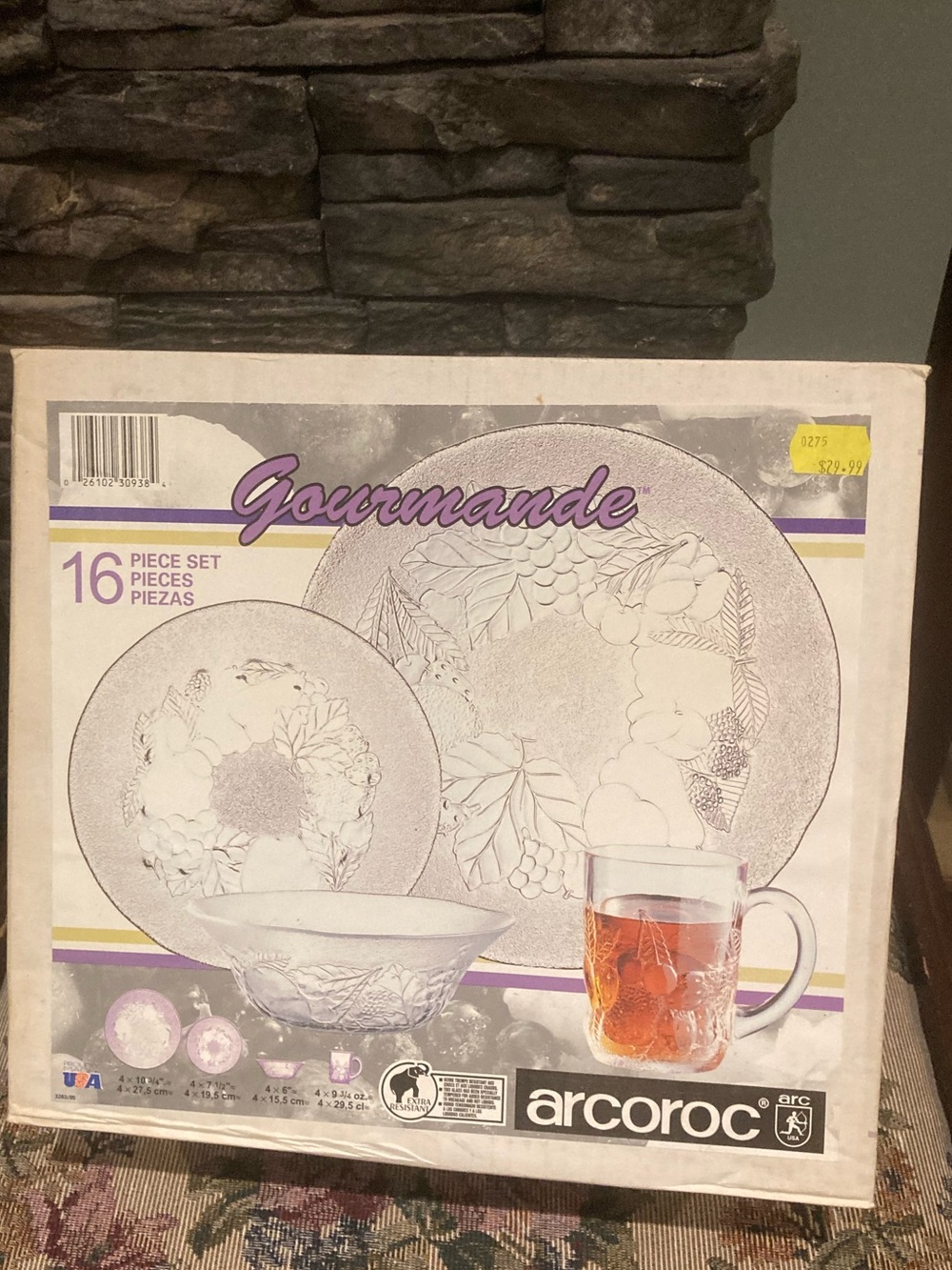 Gourmande 16-Piece Clear Glass Dinnerware Set by Arcoroc